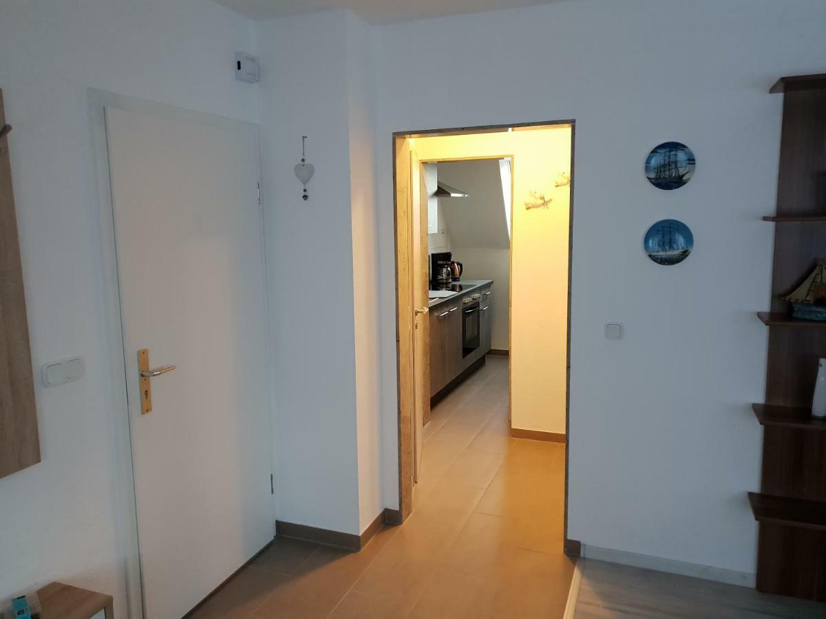 Ferienwohnung Helena เอมเดน ภายนอก รูปภาพ